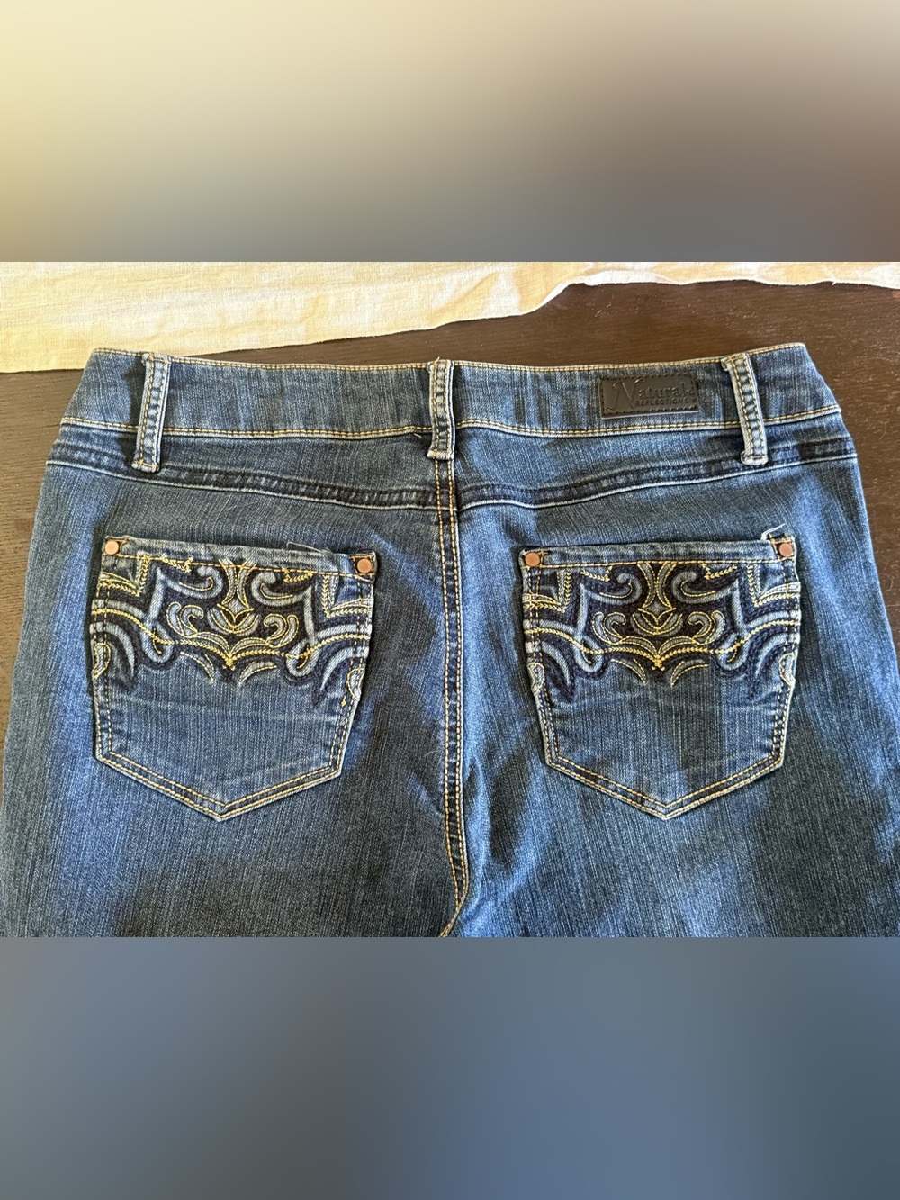 Natural Reflections Embroidered Pocket Boot Cut Jeans Medium Blue - Sz 8